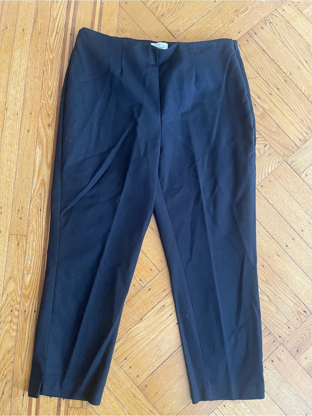 Chico's SO SLIMMING Black Ankle Pants- Chico’s Size 1 - Picture 1 of 10